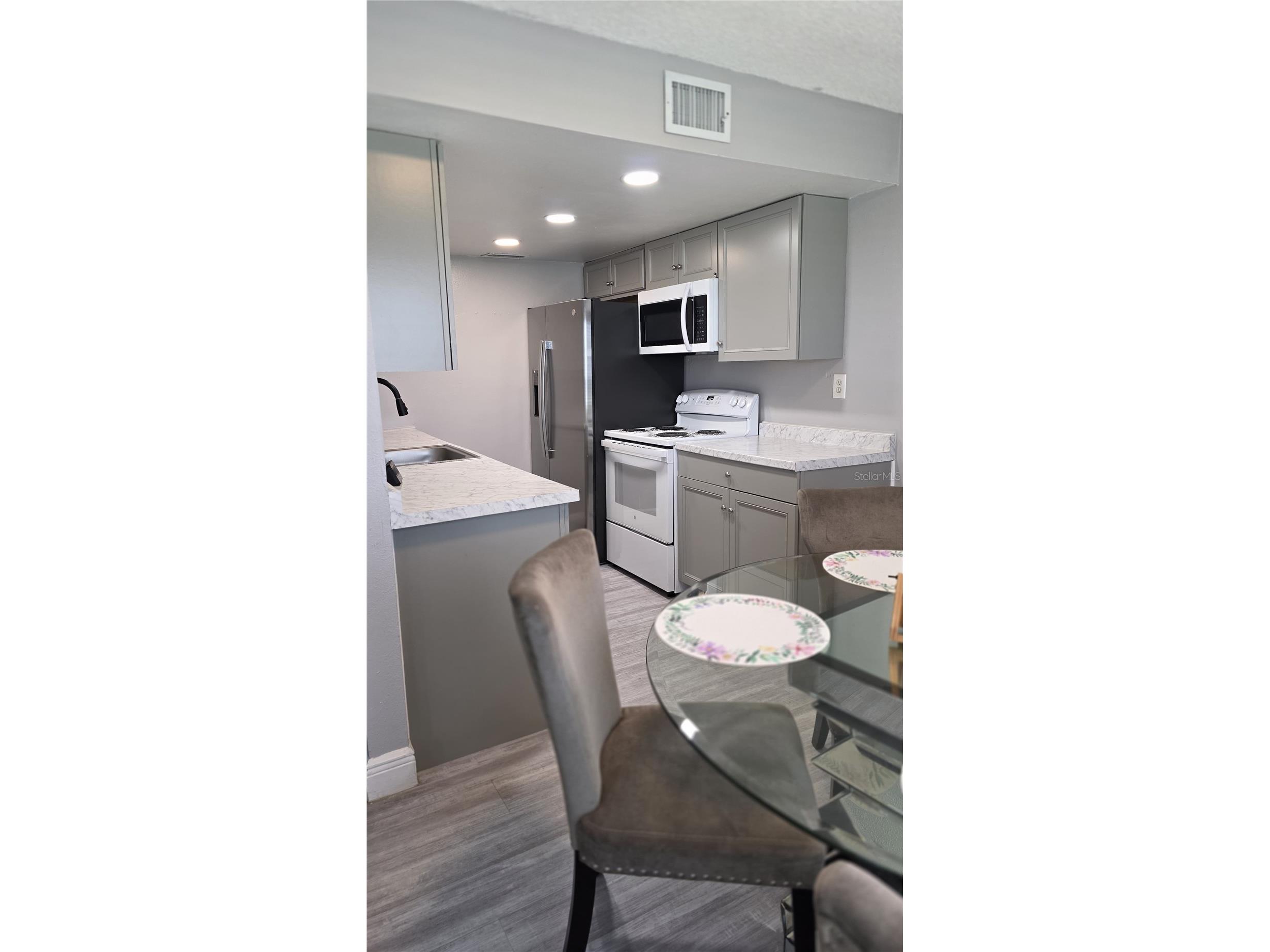1006 Plantation Drive #F9 Kissimmee FL 34741 S5146662 image4