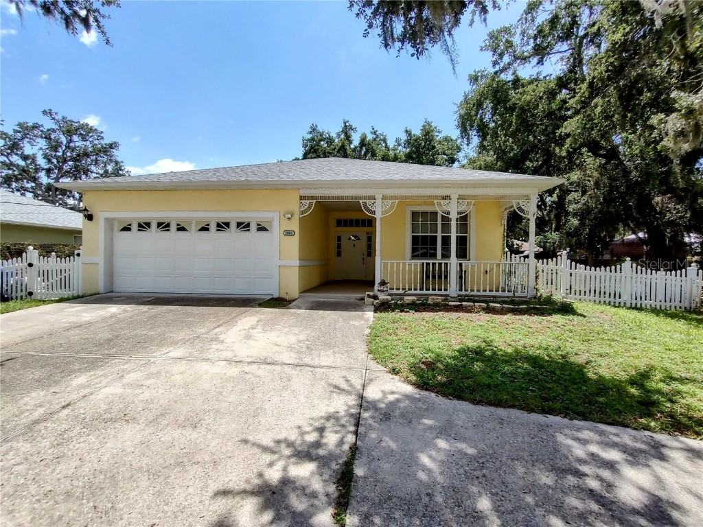 1006 Tropical Drive Bradenton FL 34208 - BRADEN RIVER TB8398551 image1
