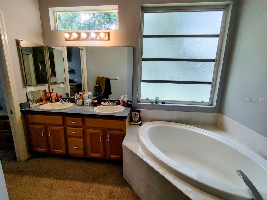 1006 Tropical Drive Bradenton FL 34208 - BRADEN RIVER TB8398551 image22