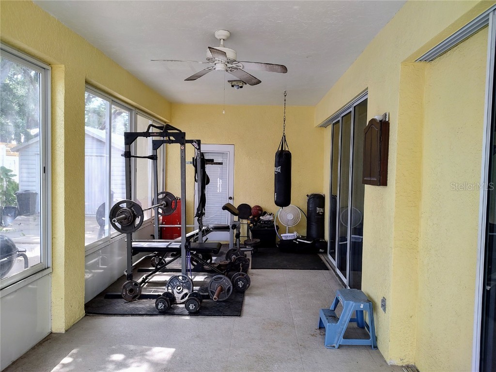 1006 Tropical Drive Bradenton FL 34208 - BRADEN RIVER TB8398551 image36