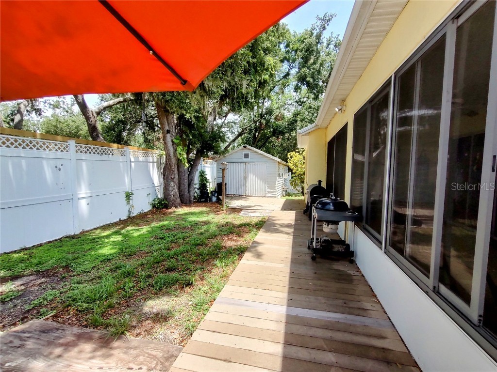 1006 Tropical Drive Bradenton FL 34208 - BRADEN RIVER TB8398551 image37