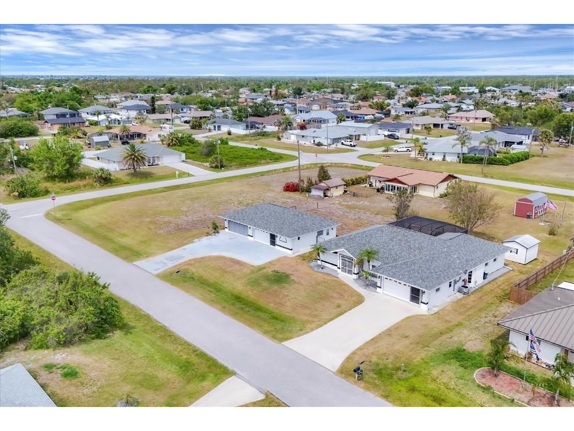 10060 Amelia Avenue Englewood FL 34224 D6141615 image1