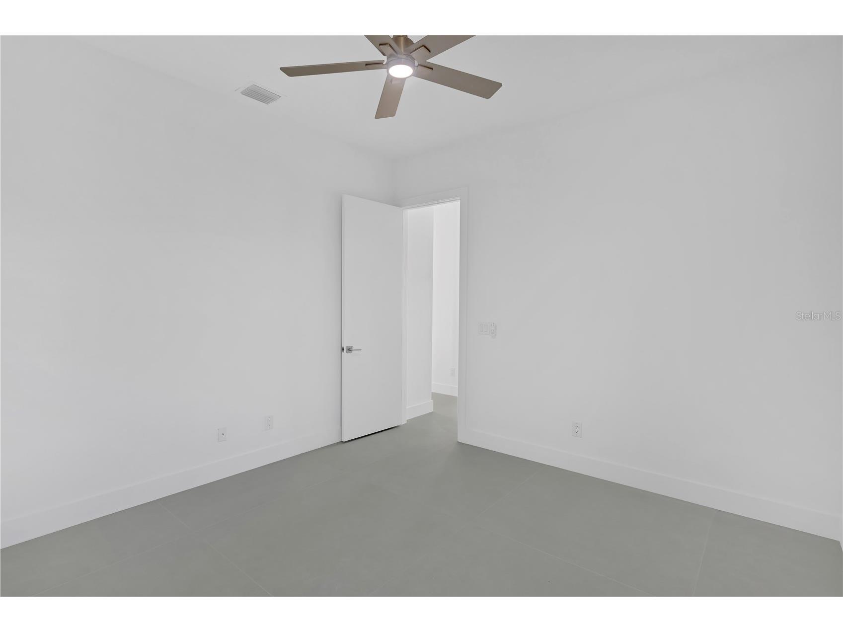10065 Memphis Street Port Charlotte FL 33981 TB8477846 image44