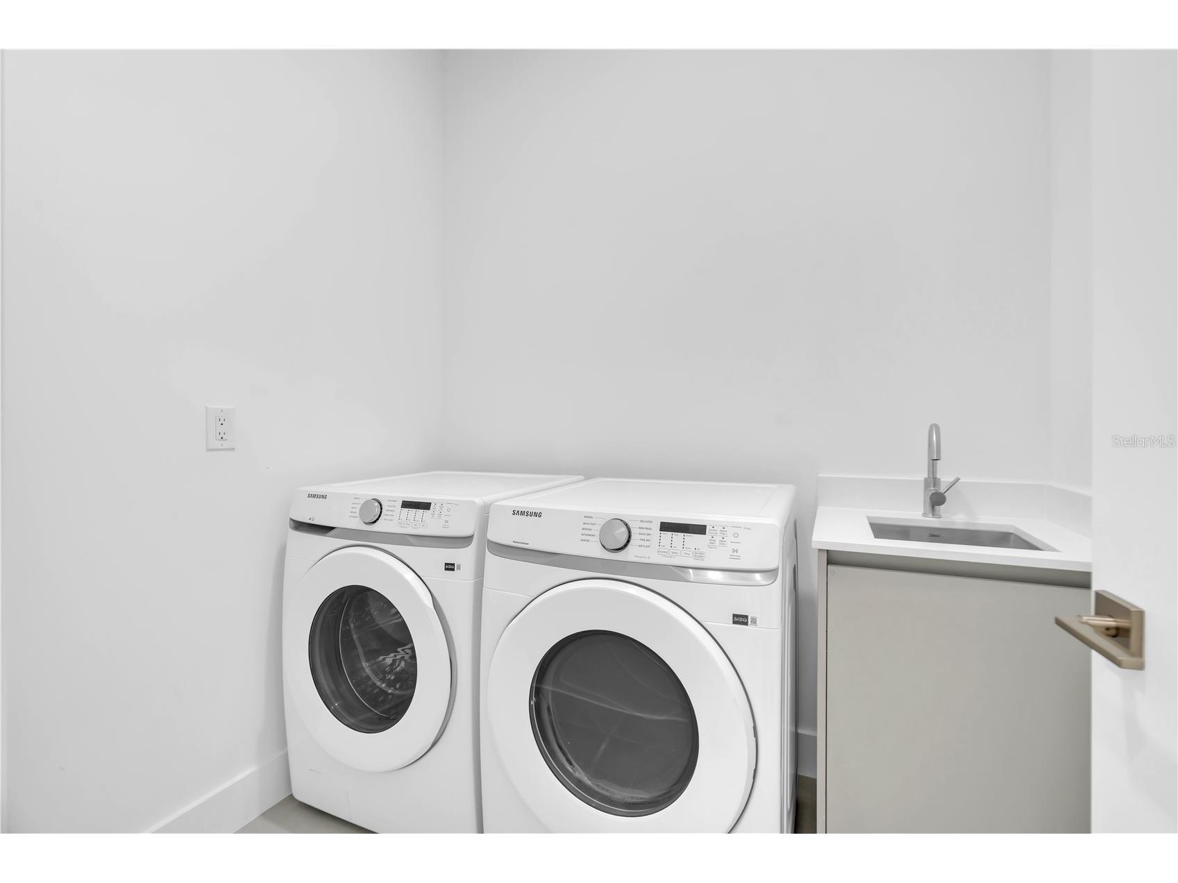 10065 Memphis Street Port Charlotte FL 33981 TB8477846 image51