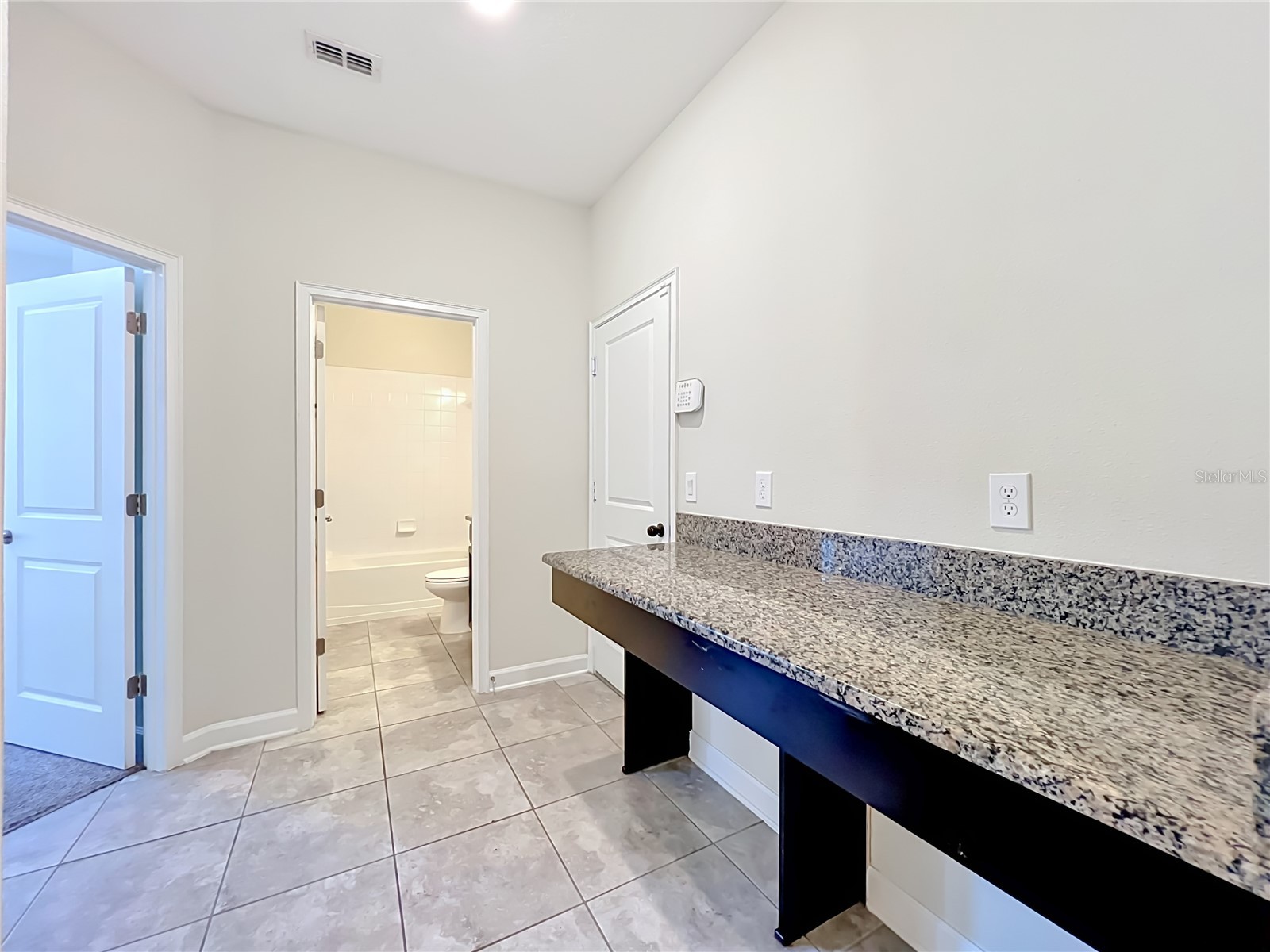 10066 Lovegrass Lane Orlando FL 32832 O6404665 image57