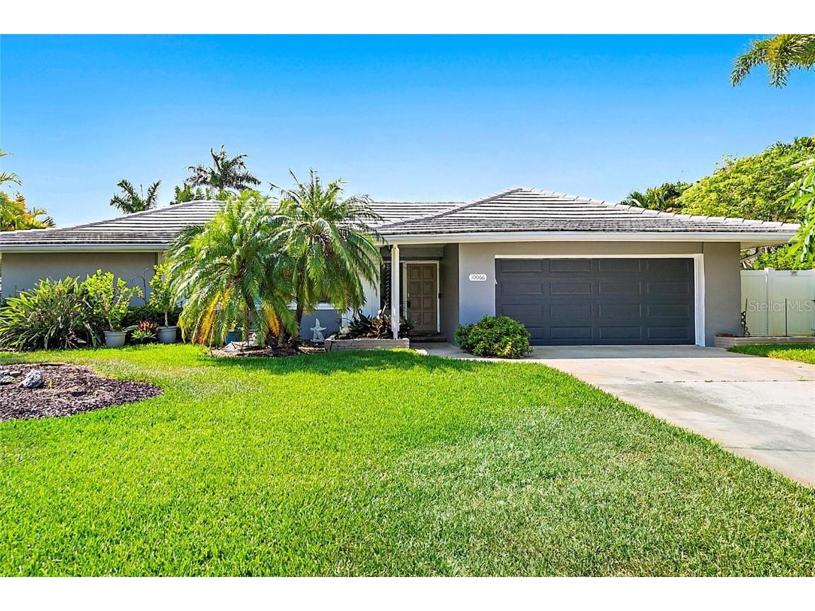 10066 S Yacht Club Drive Treasure Island FL 33706 - BOCA CIEGA BAY C7460908 image1
