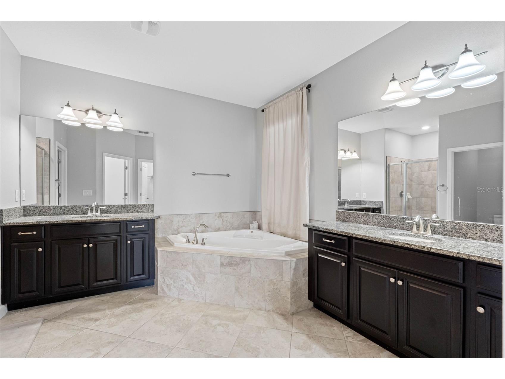 10066 Victory Gallop Loop Ruskin FL 33573 TB8497715 image30