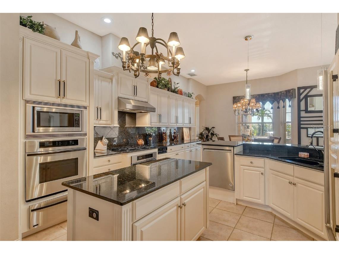 1007 3rd Street E Palmetto FL 34221 - RIVIERA DUNES BASIN MARINA A4667060 image25