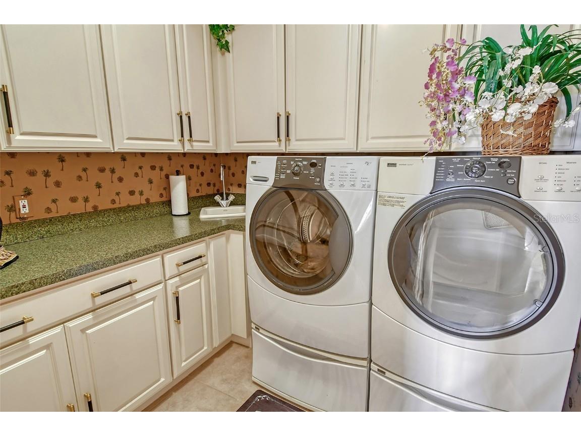 1007 3rd Street E Palmetto FL 34221 - RIVIERA DUNES BASIN MARINA A4667060 image68