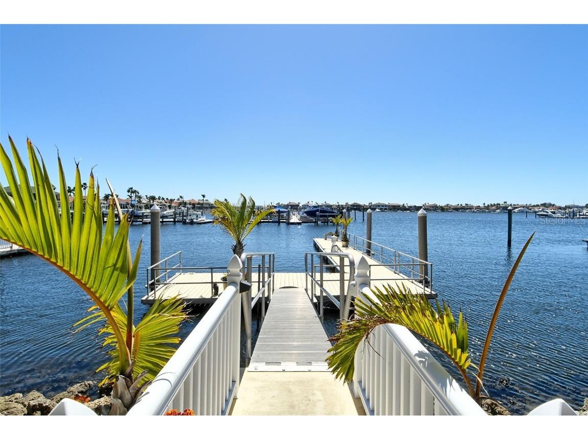 1007 3rd Street E Palmetto FL 34221 - RIVIERA DUNES BASIN MARINA A4667060 image77