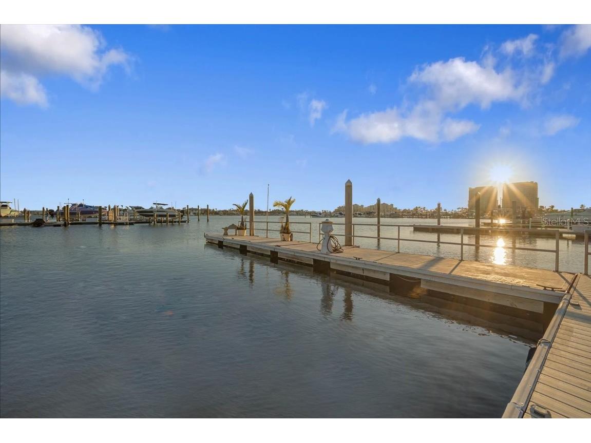 1007 3rd Street E Palmetto FL 34221 - RIVIERA DUNES BASIN MARINA A4667060 image85