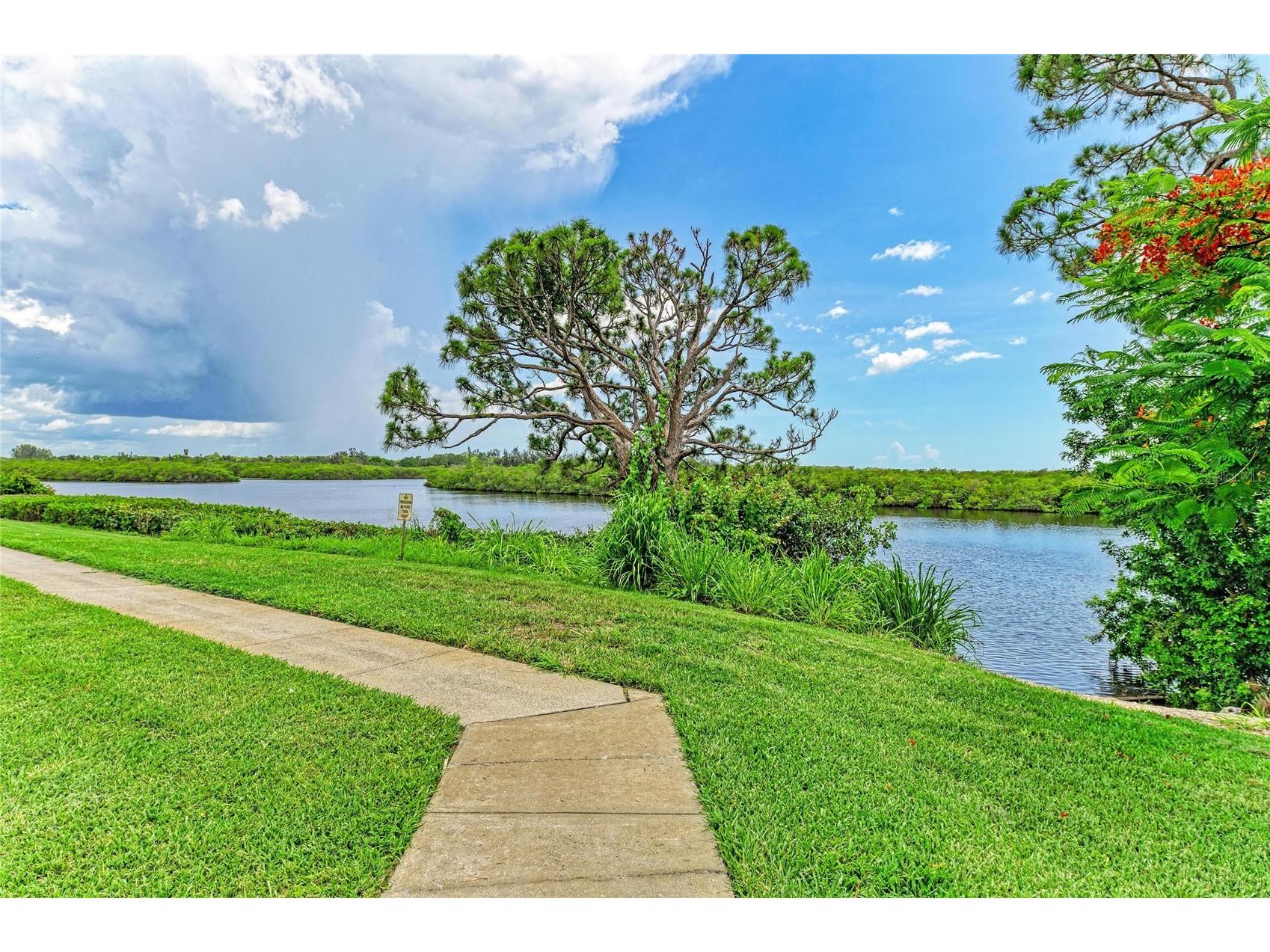 1007 50th Street E Bradenton FL 34208 A4688923 image53