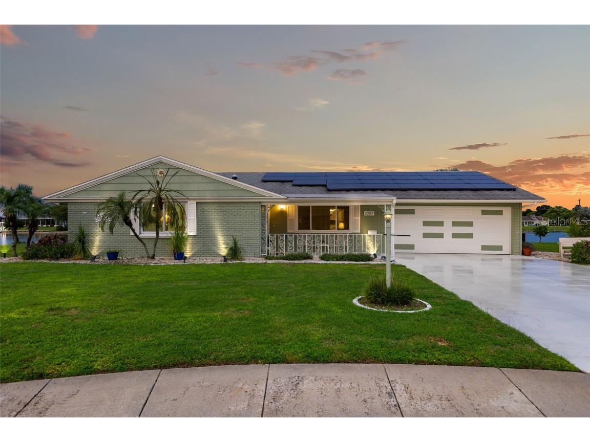 1007 Andover Circle Sun City Center FL 33573 - South Lake T3544044 image1