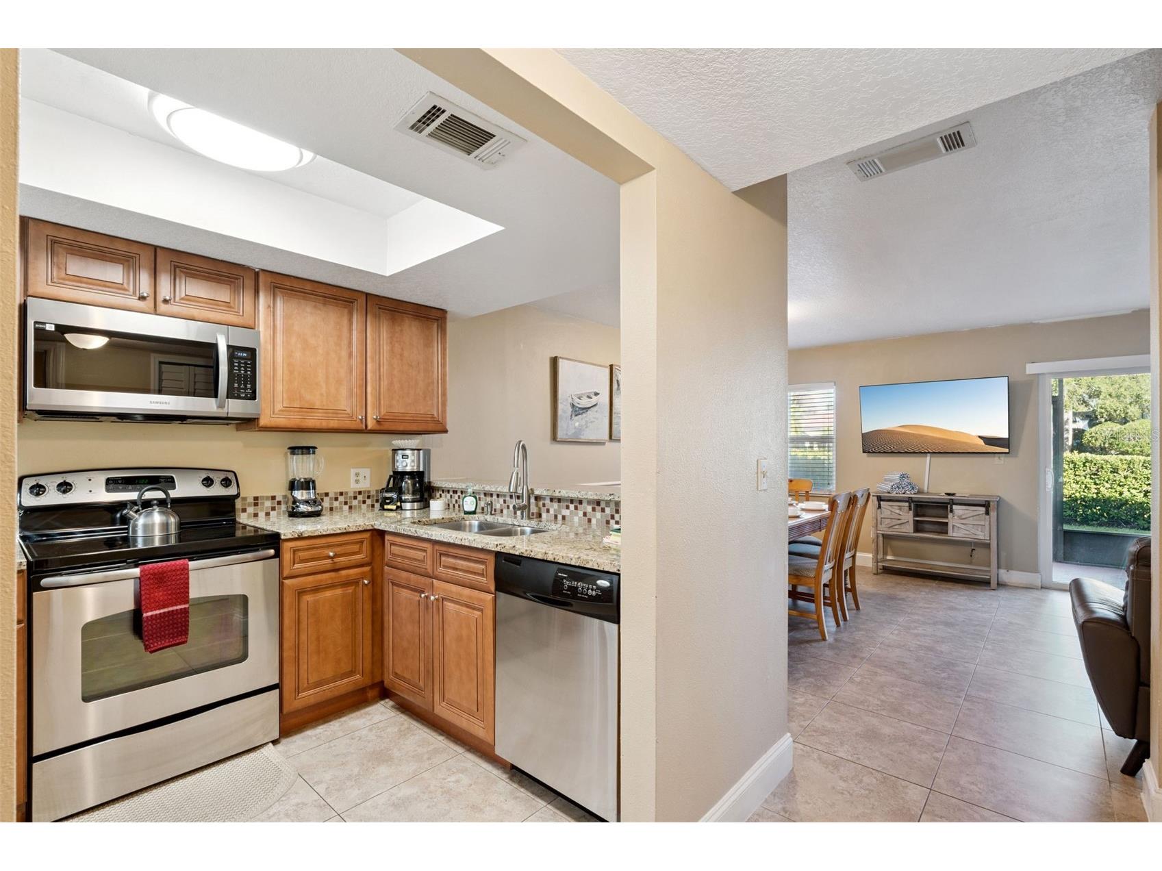 1007 Baseball And Boardwalk Court Kissimmee FL 34746 S5140259 image4