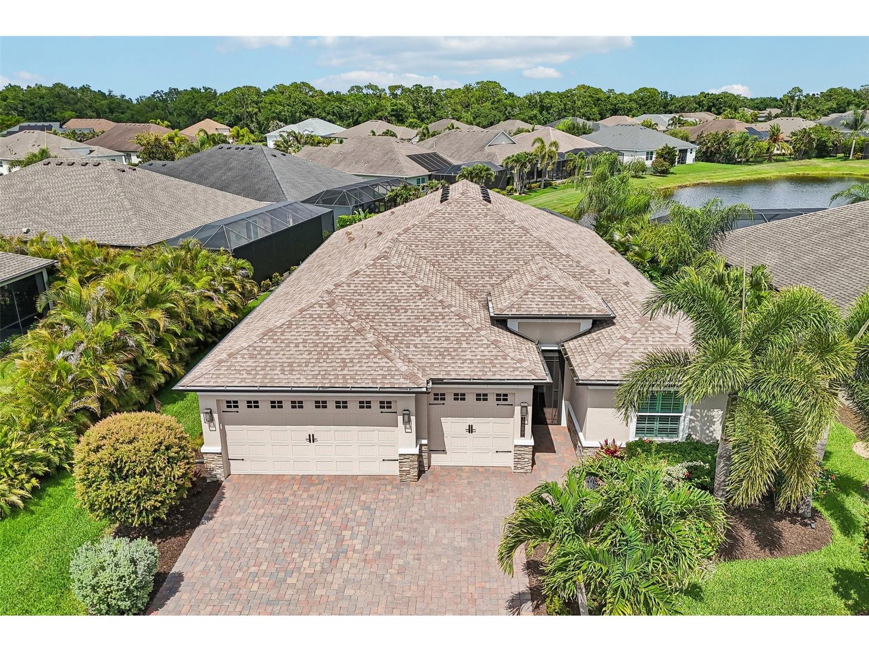 1007 Calico Glen Bradenton FL 34212 A4695014 image1