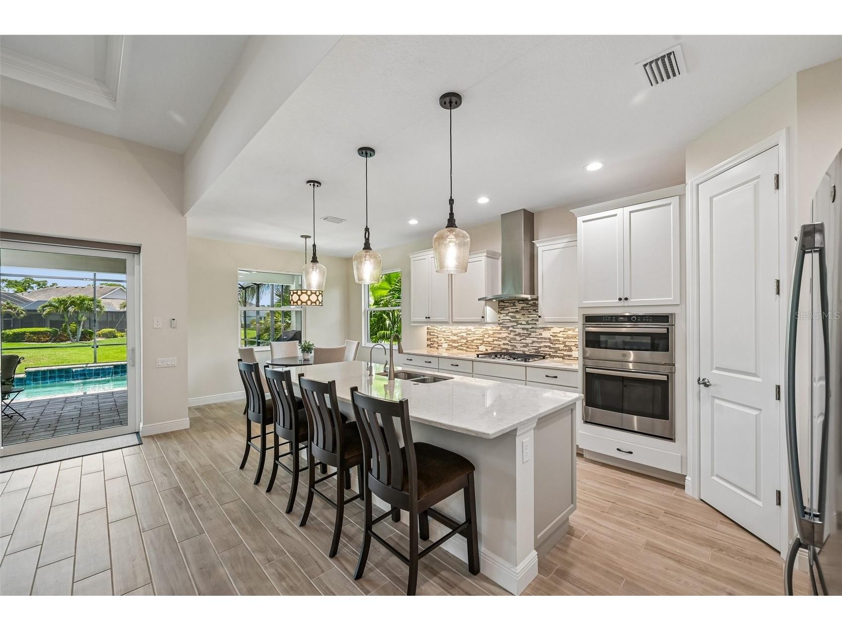 1007 Calico Glen Bradenton FL 34212 A4695014 image17
