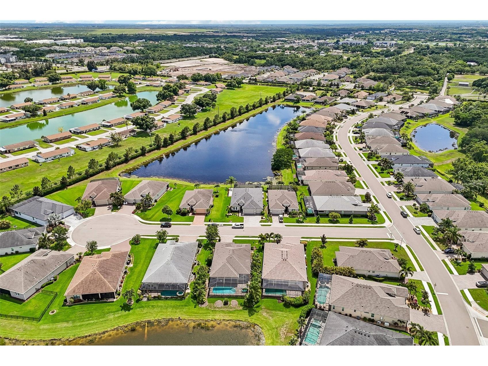 1007 Calico Glen Bradenton FL 34212 A4695014 image59
