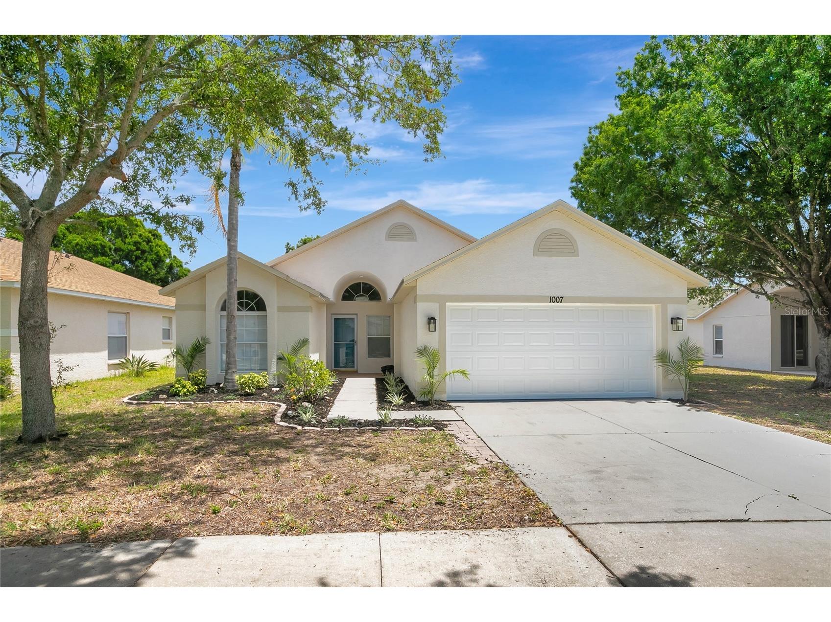 1007 Cristelle Jean Drive Ruskin FL 33570 TB8506977 image1