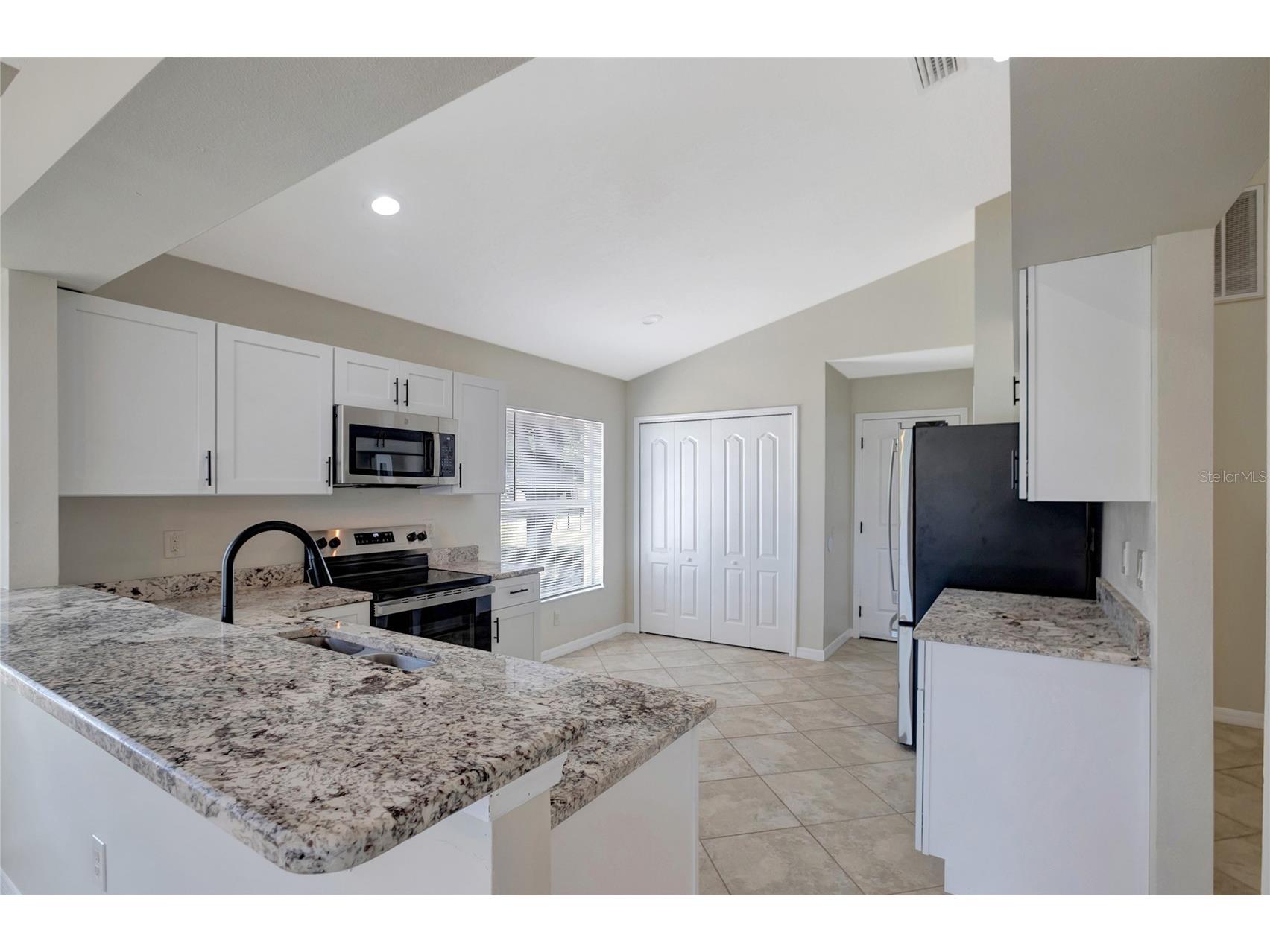 1007 Cristelle Jean Drive Ruskin FL 33570 TB8506977 image10