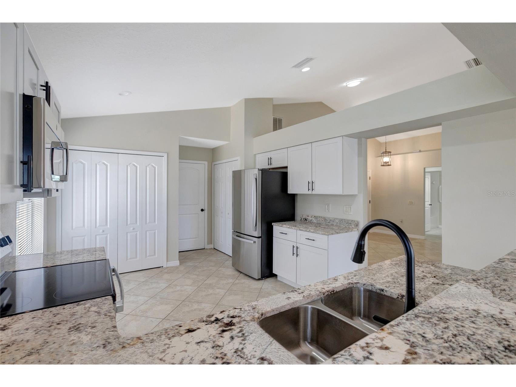 1007 Cristelle Jean Drive Ruskin FL 33570 TB8506977 image12