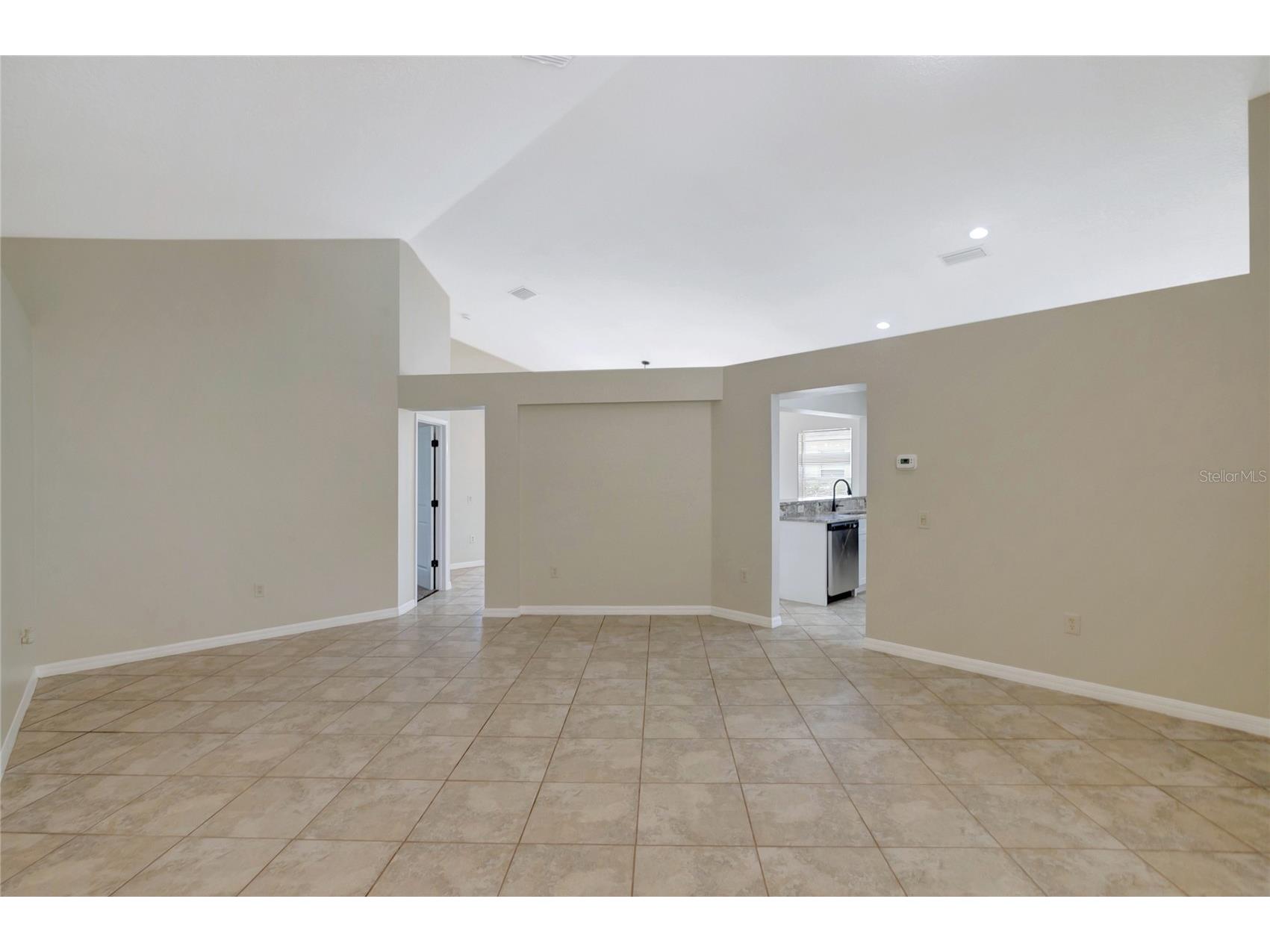 1007 Cristelle Jean Drive Ruskin FL 33570 TB8506977 image6