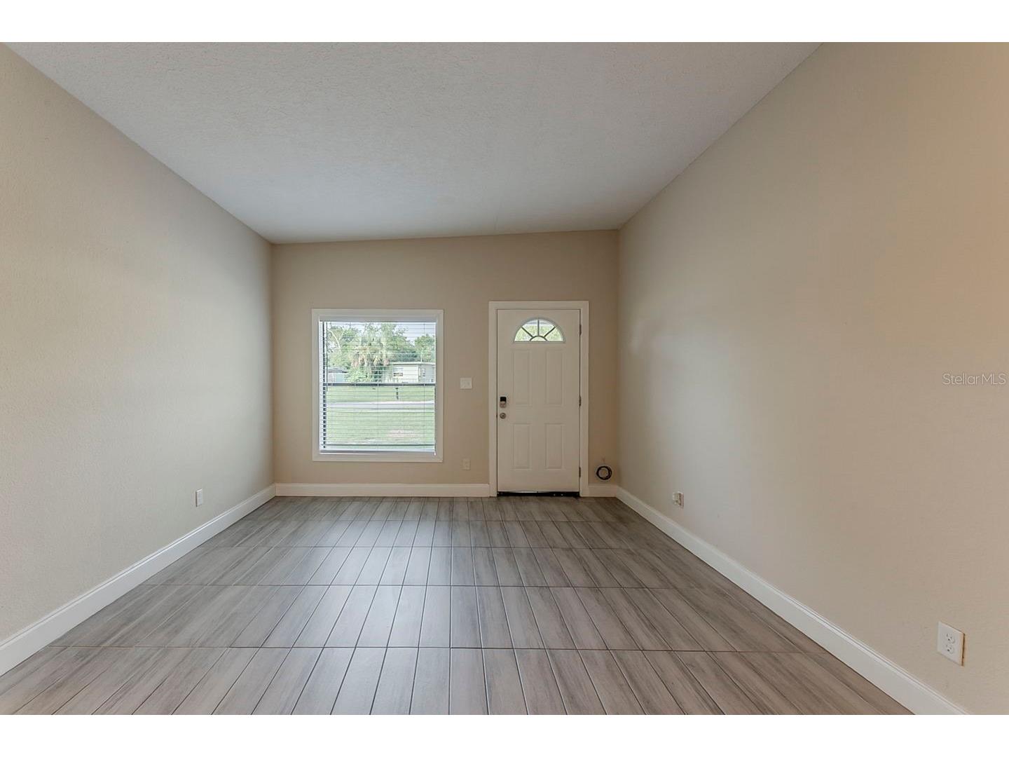 1007 Emeralda Road Orlando FL 32808 O6416893 image17
