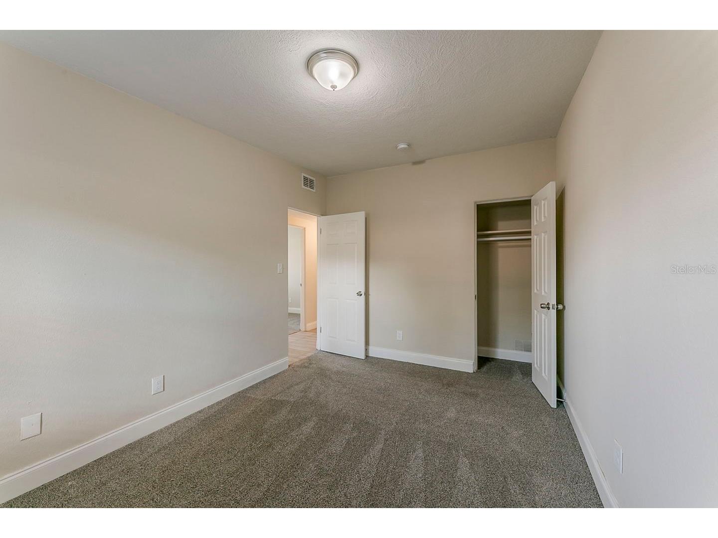 1007 Emeralda Road Orlando FL 32808 O6416893 image33