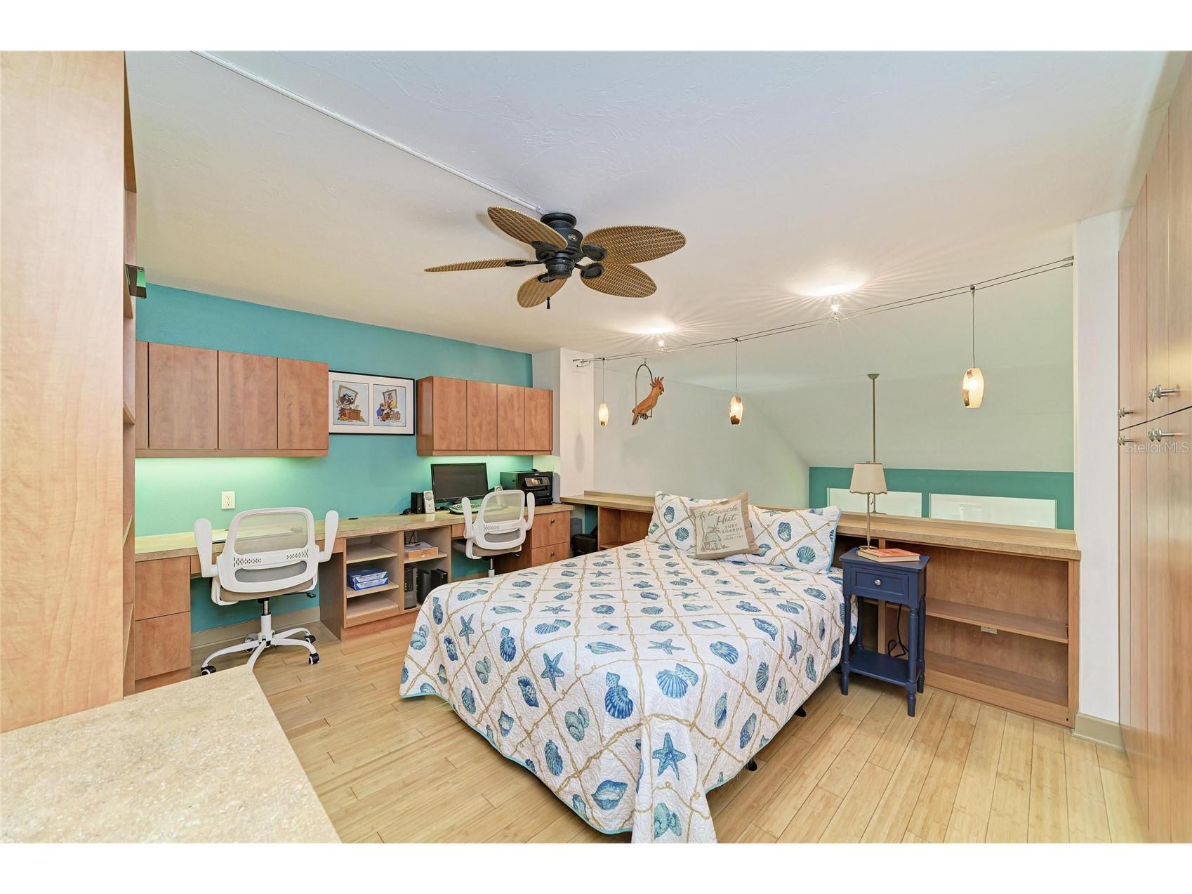 1007 Gulf Drive N #208 Bradenton Beach FL 34217 - THE GULF A4695634 image39