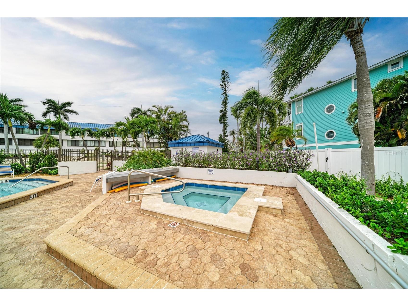 1007 Gulf Drive N #208 Bradenton Beach FL 34217 - THE GULF A4695634 image50