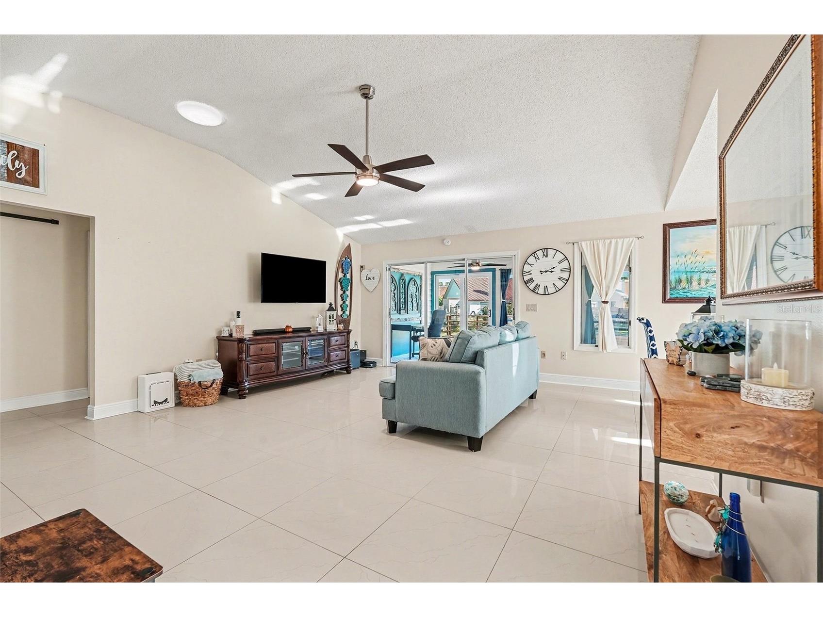 1007 Lake Avoca Drive Tarpon Springs FL 34689 TB8463440 image4