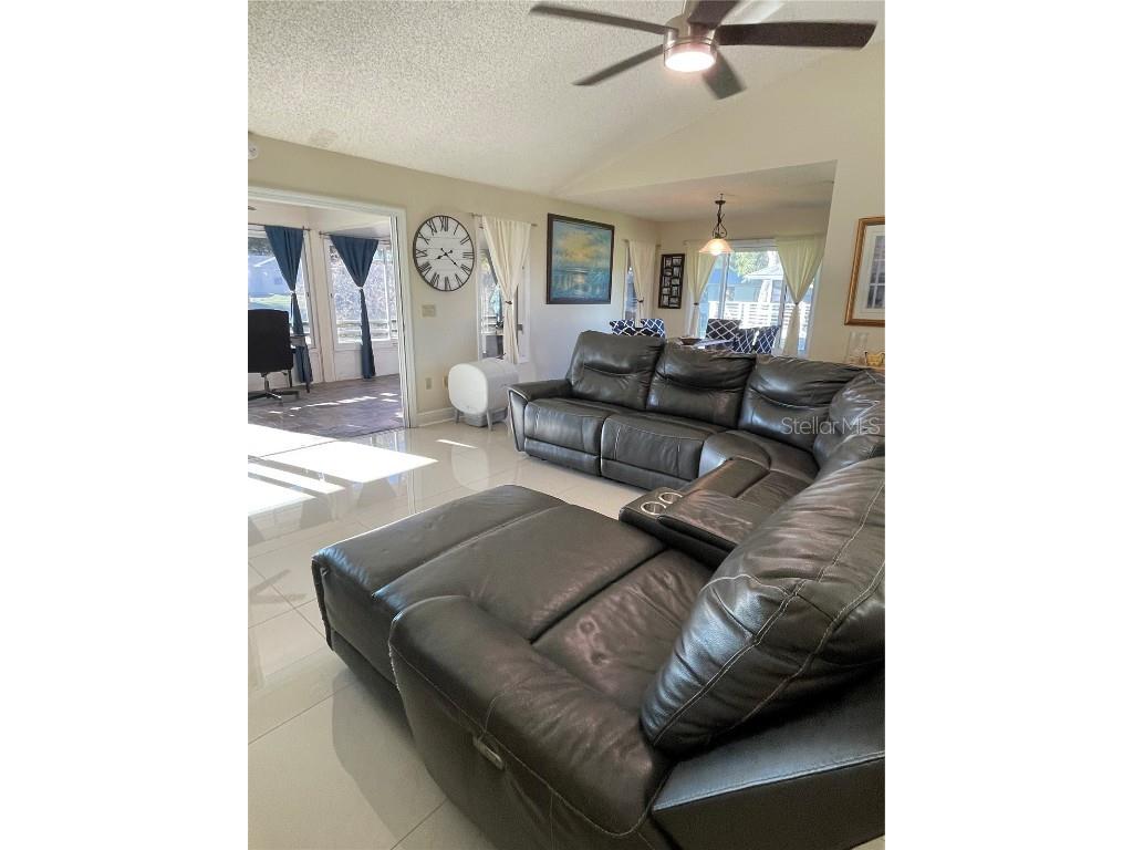 1007 Lake Avoca Drive Tarpon Springs FL 34689 W7880008 image16