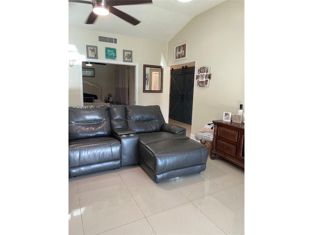 1007 Lake Avoca Drive Tarpon Springs FL 34689 W7880008 image17