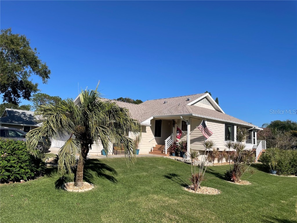 1007 Lake Avoca Drive Tarpon Springs FL 34689 W7880008 image2