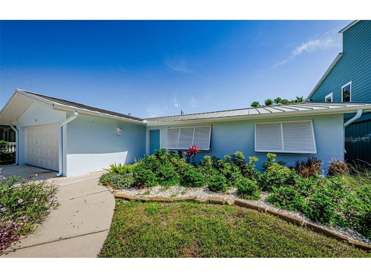 1007 Mandalay Avenue Clearwater FL 33767 U8193949 image1