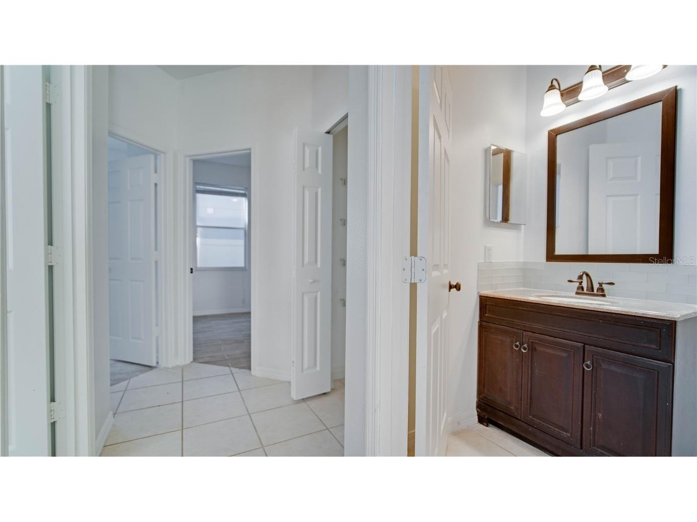 1007 Royal Saint George Drive Orlando FL 32828 O6351897 image14