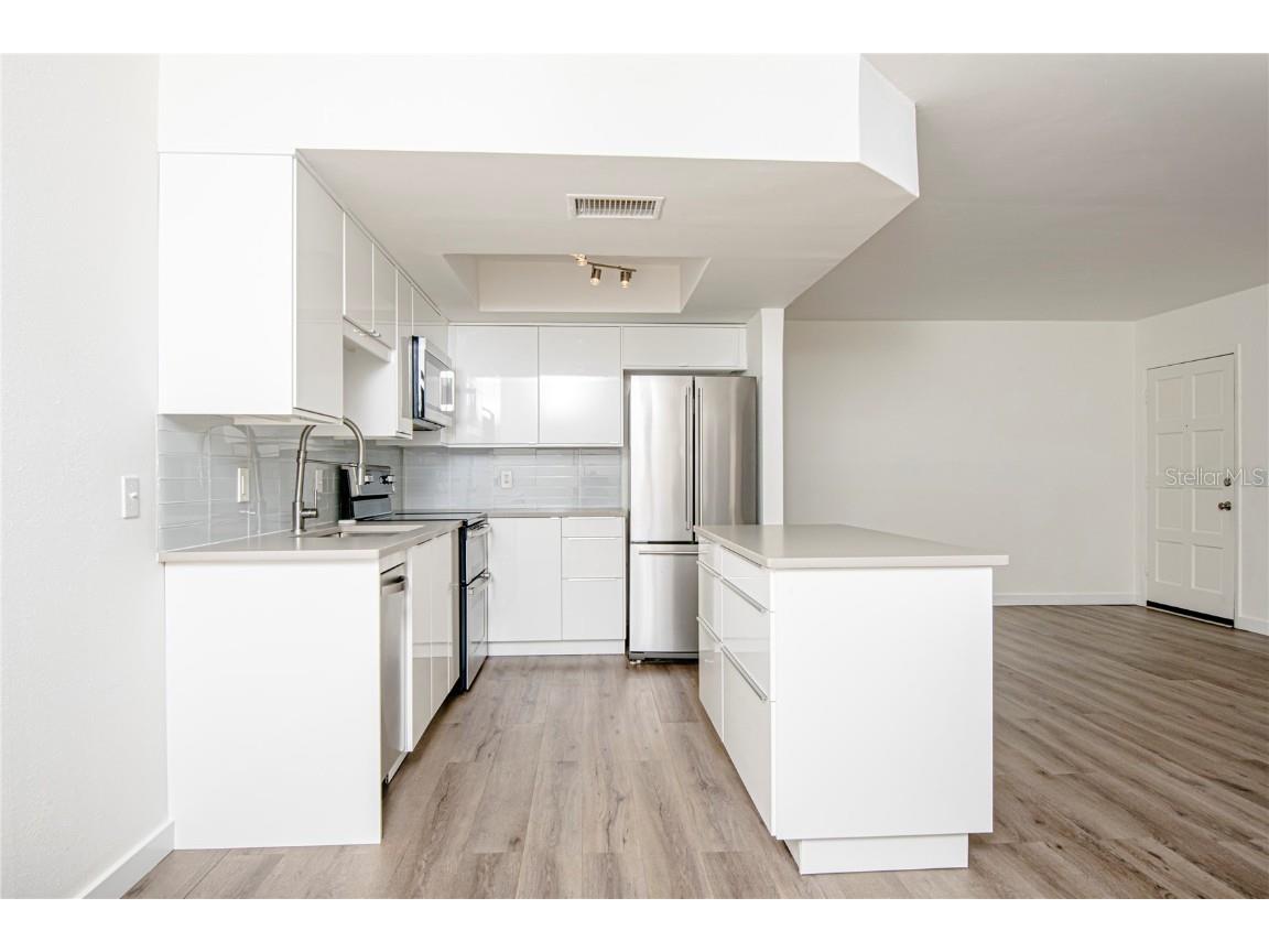 1007 S Bayshore Boulevard #107 Safety Harbor FL 34695 TB8410580 image9