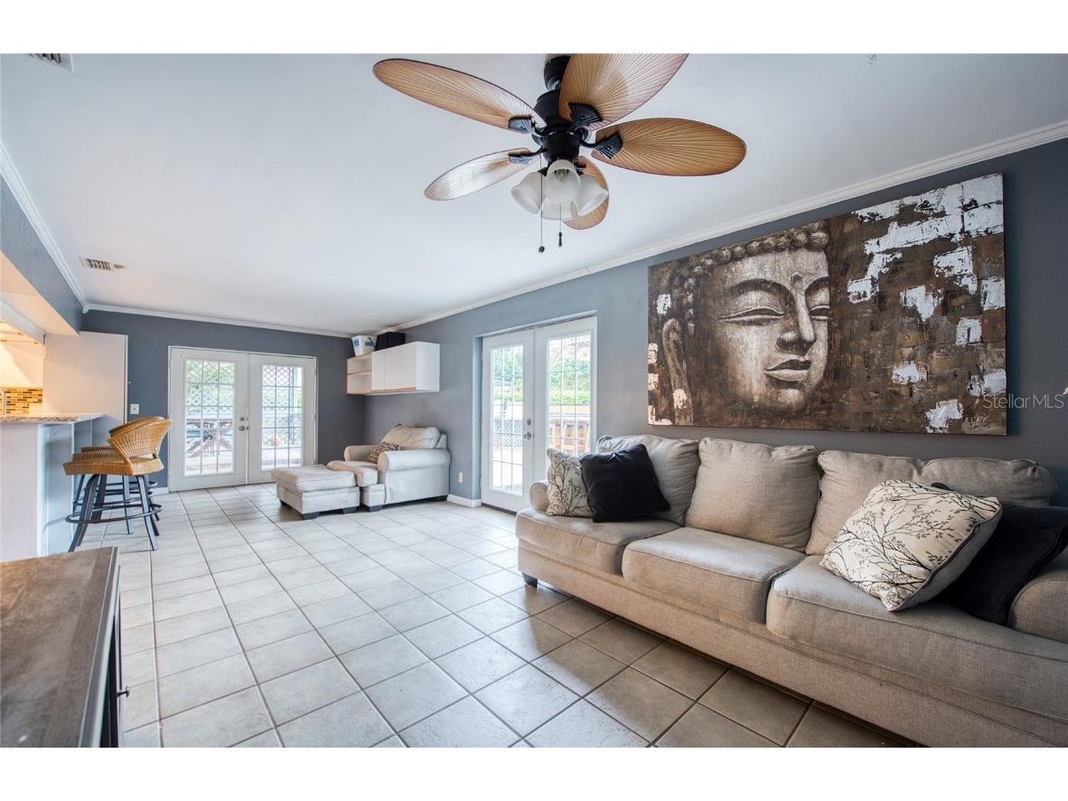 1007 Vineyard Court Dunedin FL 34698 TB8429525 image19