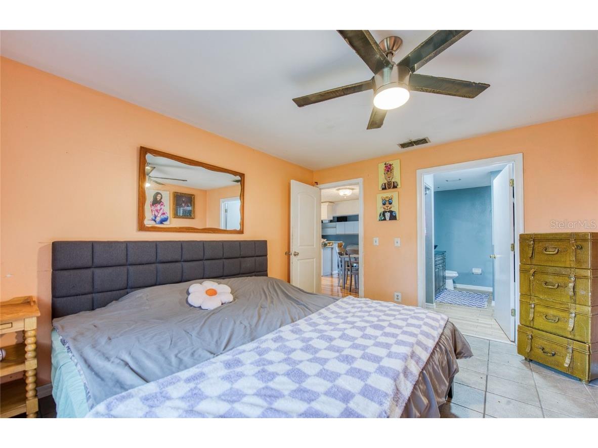 1007 Vineyard Court Dunedin FL 34698 TB8429525 image23