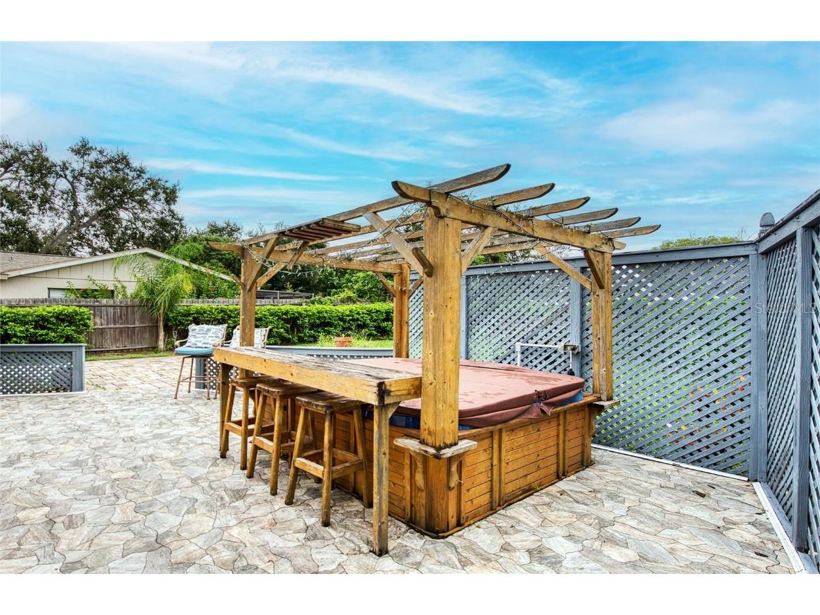 1007 Vineyard Court Dunedin FL 34698 TB8429525 image33