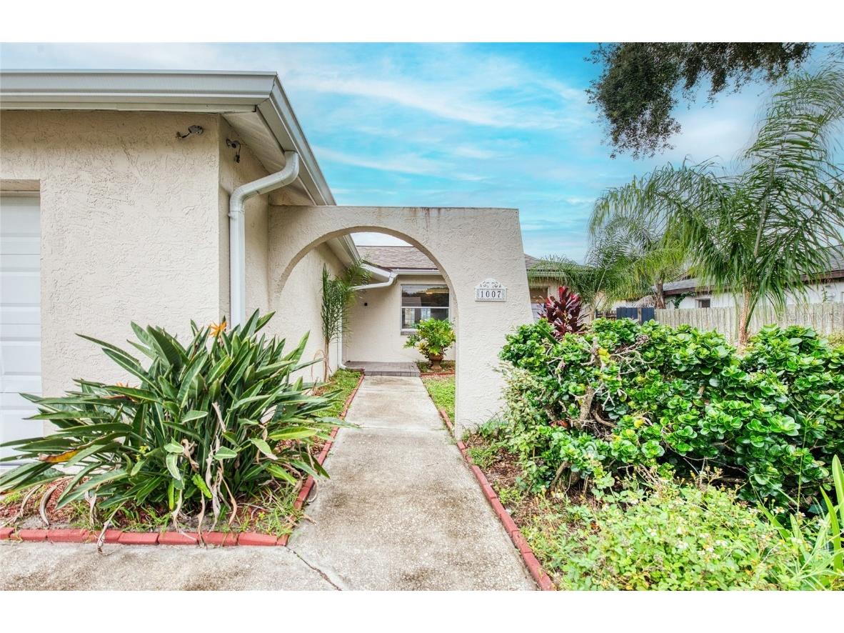 1007 Vineyard Court Dunedin FL 34698 TB8429525 image5