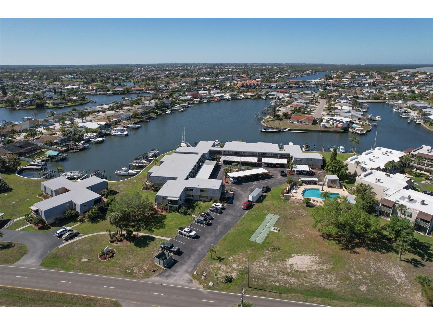 1008 Apollo Beach Boulevard #201 Apollo Beach FL 33572 TB8489040 image41