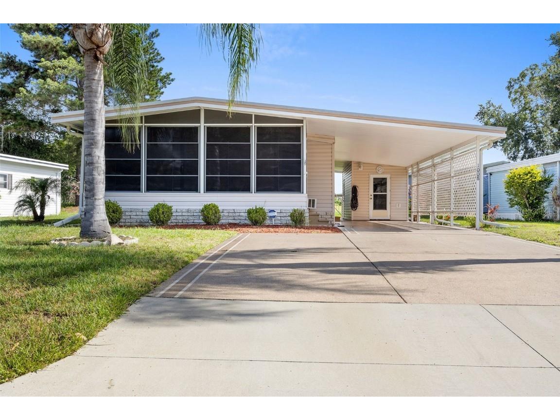 1008 Belmont Circle Tavares FL 32778 G5082357 image1