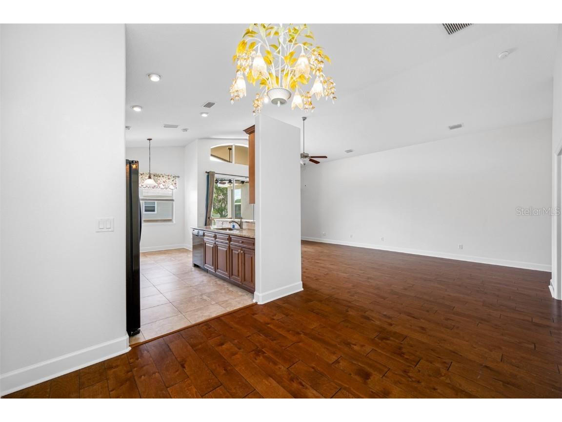 1008 Blue Heron Way Tarpon Springs FL 34689 U8254338 image14