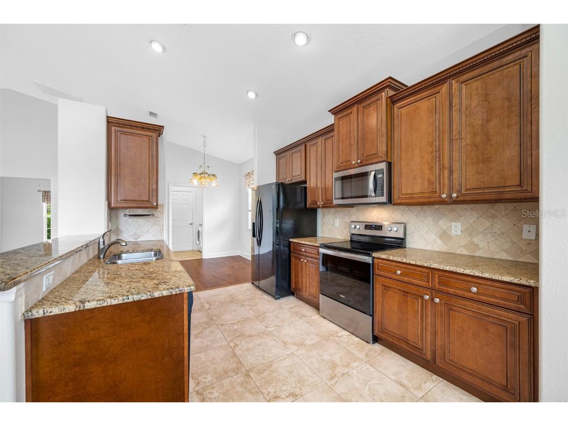 1008 Blue Heron Way Tarpon Springs FL 34689 U8254338 image24