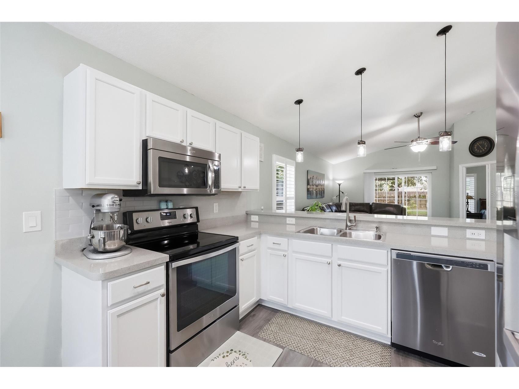 1008 Chateau Cir Minneola FL 34715 - LAKE MINNEOLA G5112028 image11
