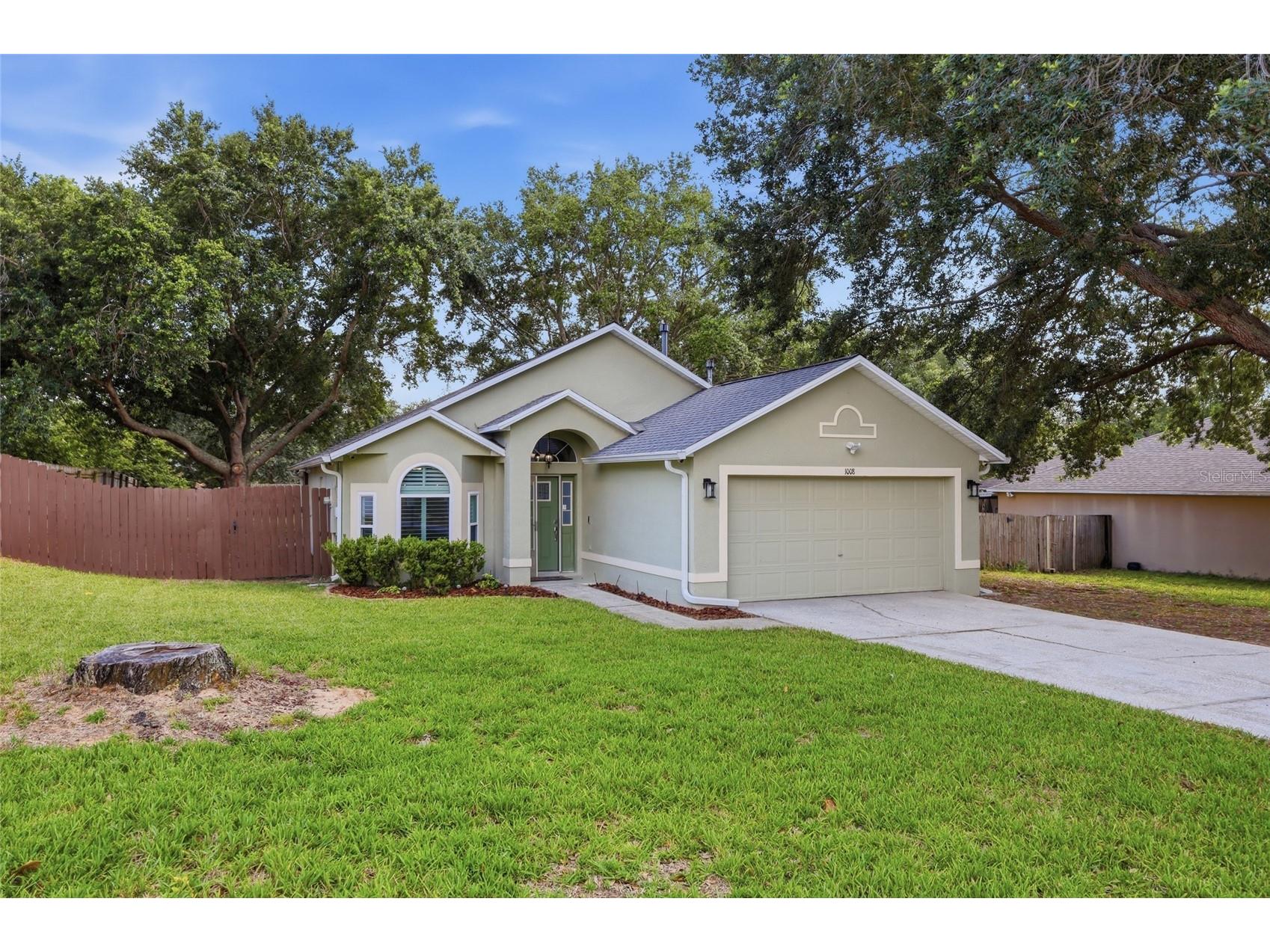 1008 Chateau Cir Minneola FL 34715 - LAKE MINNEOLA G5112028 image2