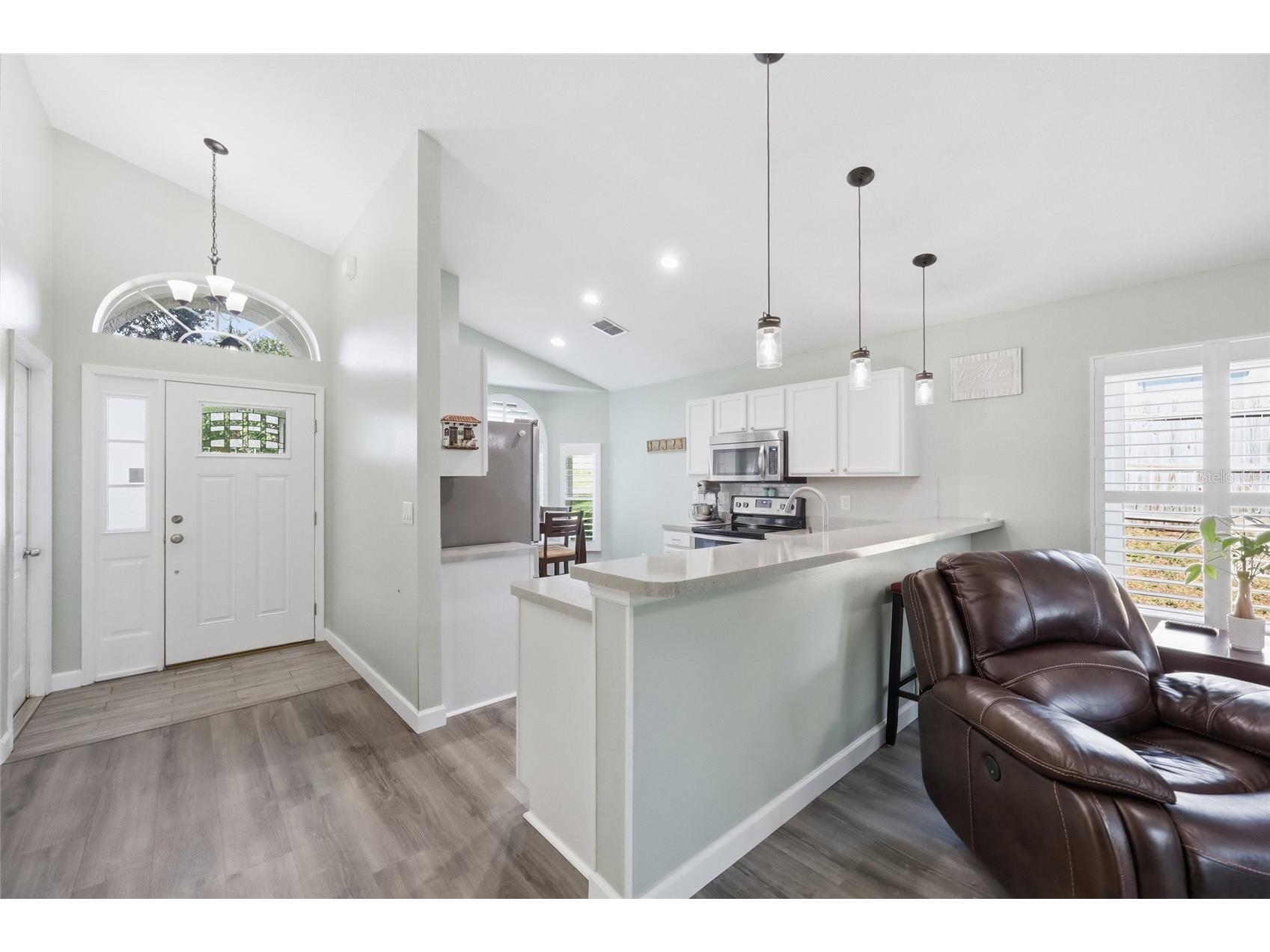 1008 Chateau Cir Minneola FL 34715 - LAKE MINNEOLA G5112028 image9
