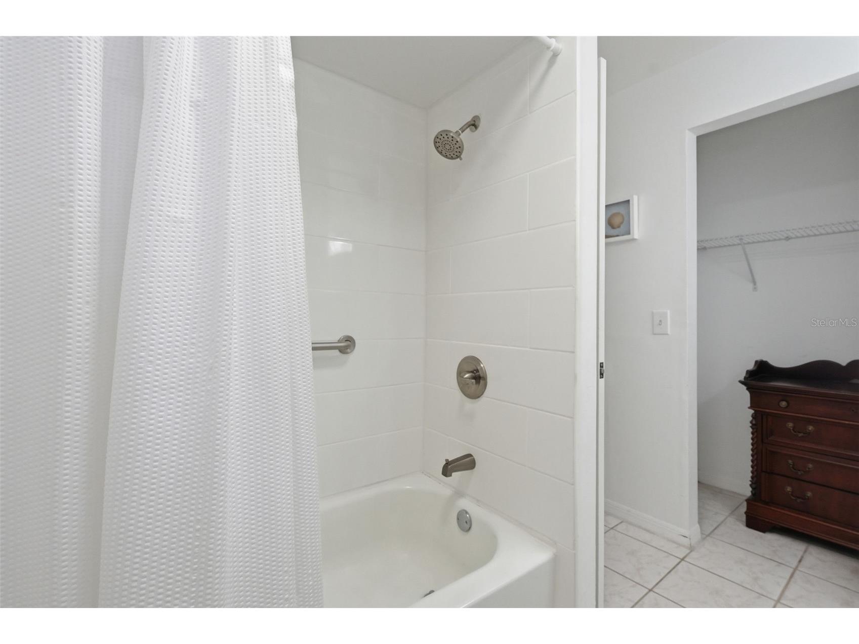 1008 Connecticut Road Tarpon Springs FL 34689 TB8511476 image14