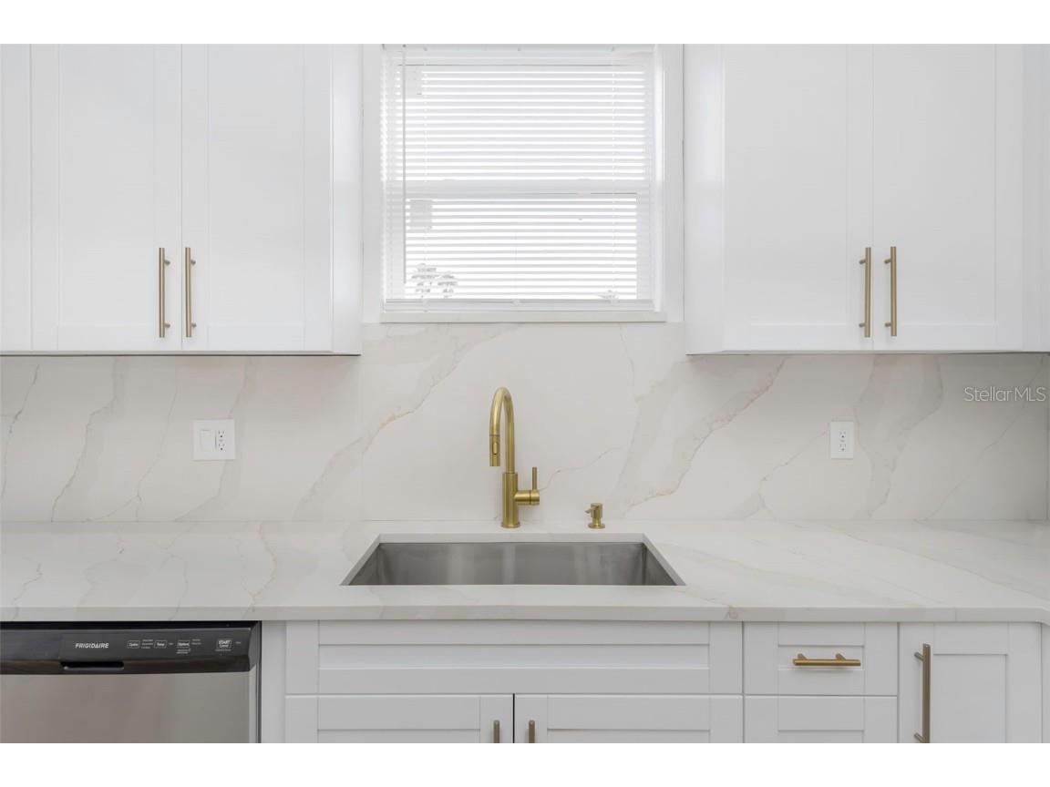 1008 Hawkins Street Clearwater FL 33756 TB8454527 image25