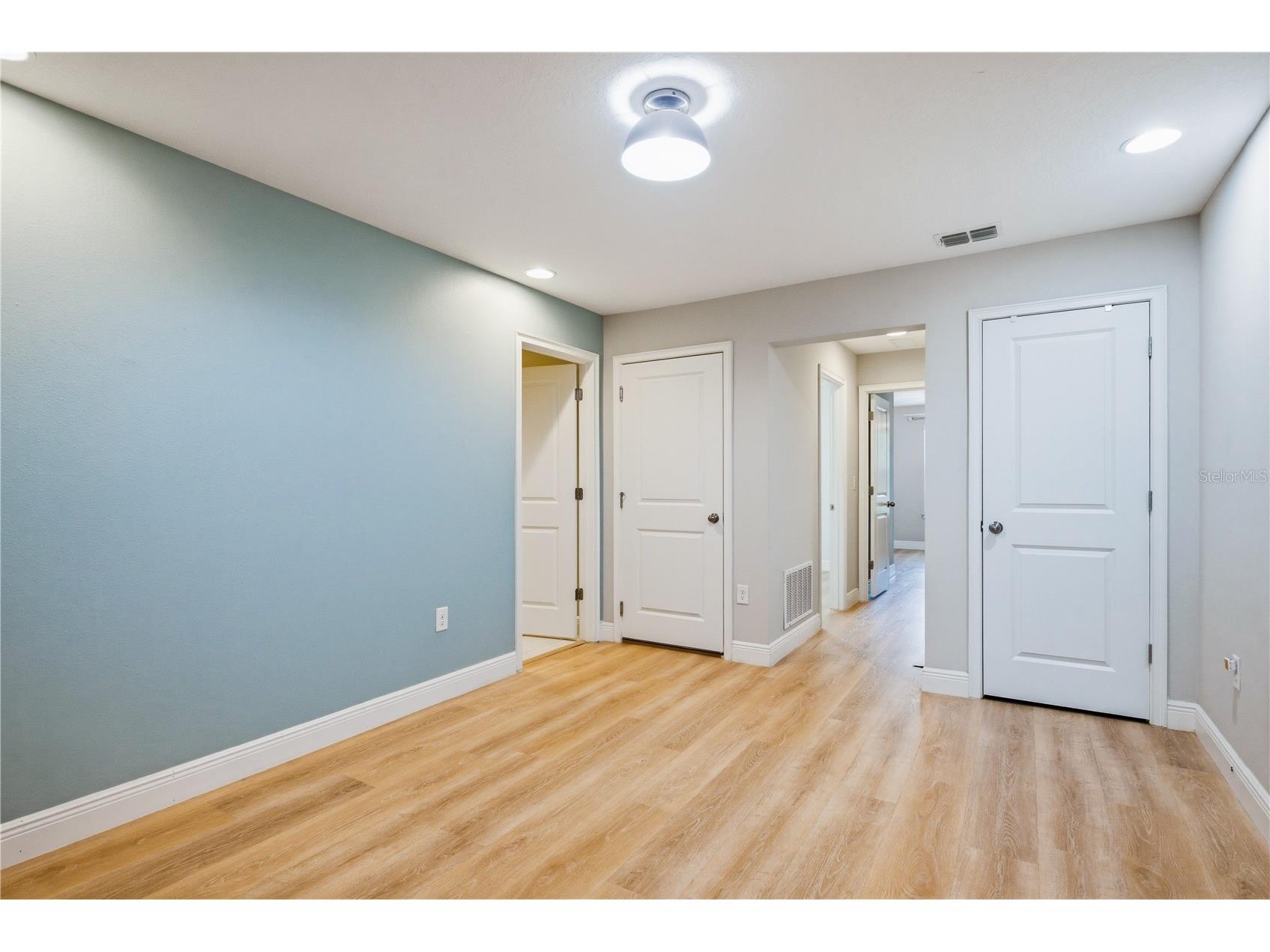 1008 Mango Court Oldsmar FL 34677 TB8487471 image19